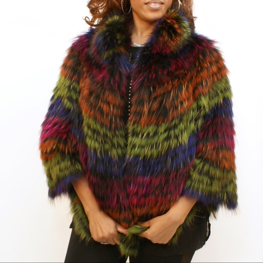 Fox Fur Cape Poncho Jacket - Picture 15 of 16